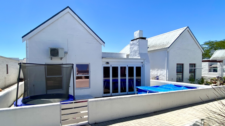 3 Bedroom Property for Sale in Velddrif Western Cape